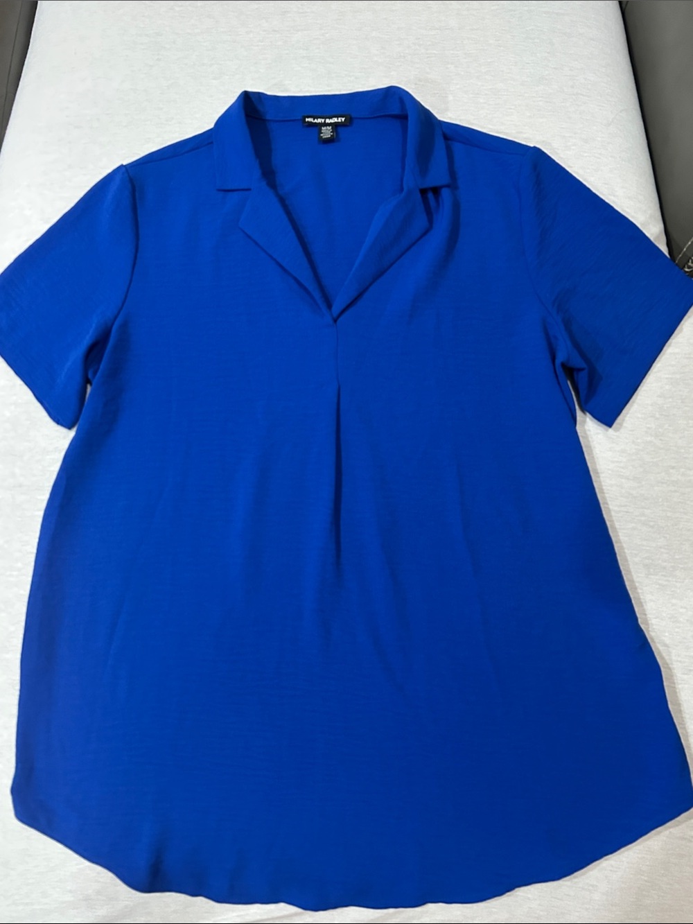 Hilary Radley Women’s Royal Blue Short-Sleeve V-Neck Blouse Sz M - Picture 1 of 5